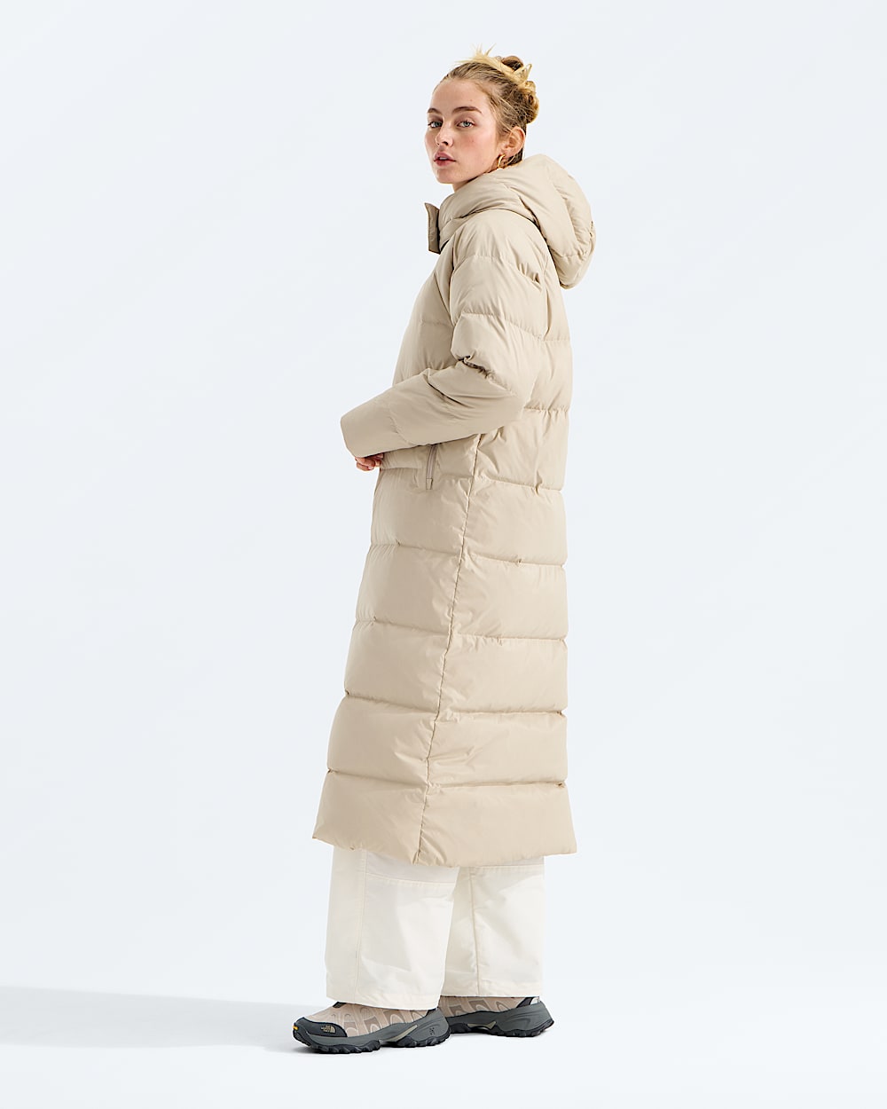 Womens Hydrenalite City Long Down Hooded Parka TNF MODEL34