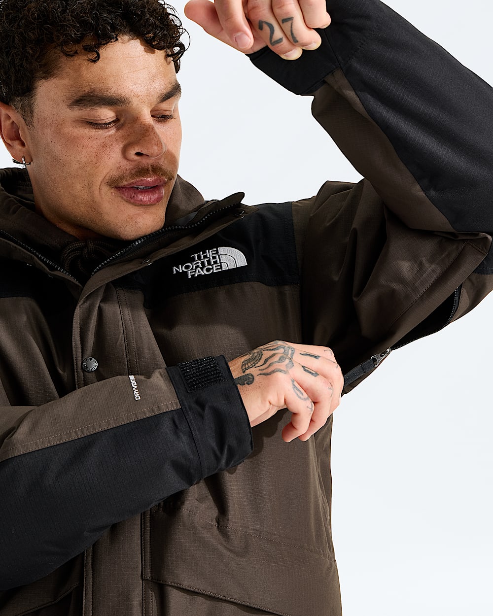 Mens Mountain Down Jacket TNF MODELALT2