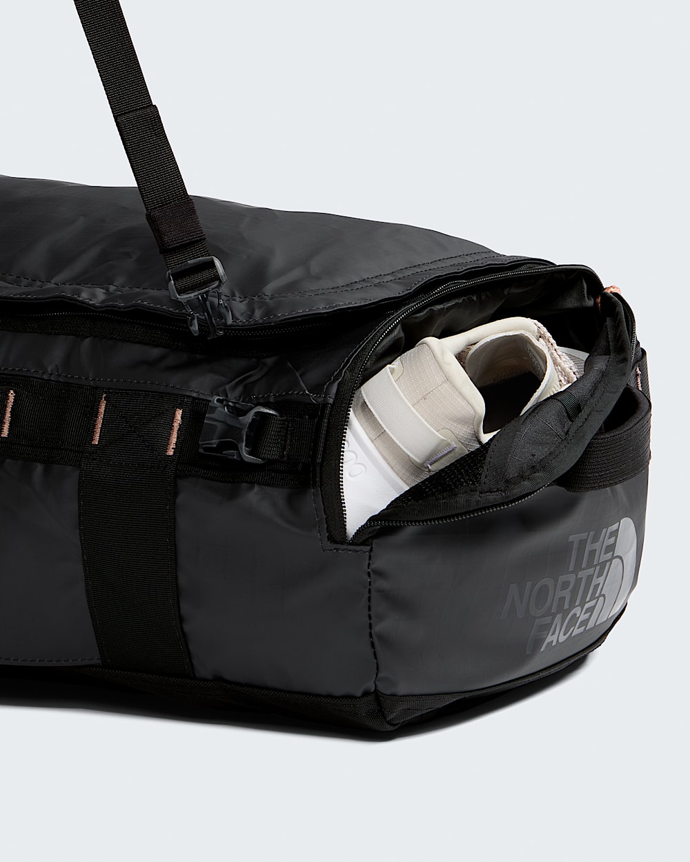 Base Camp Voyager Duffel 32L  Luxe TNF ALT1