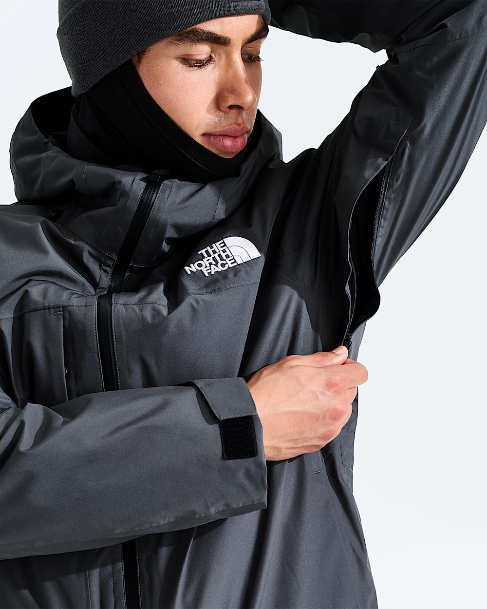 Mens THERMOBALL Snow Triclimate Jacket TNF MODELALT2