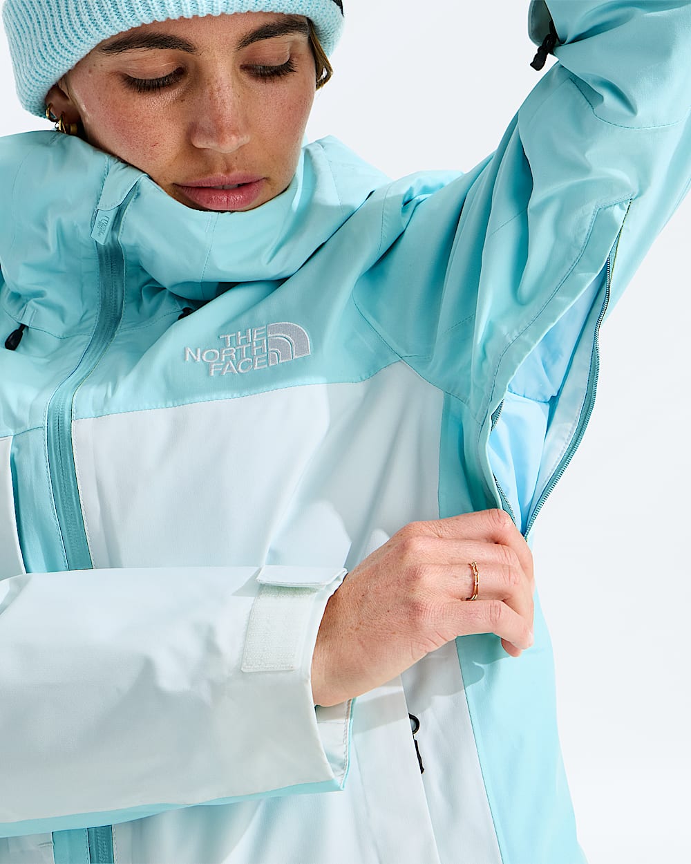 Womens THERMOBALL Snow Triclimate Jacket TNF MODELALT2