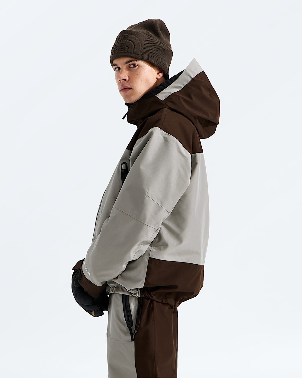 Mens GTX Hex Jacket TNF MODEL34