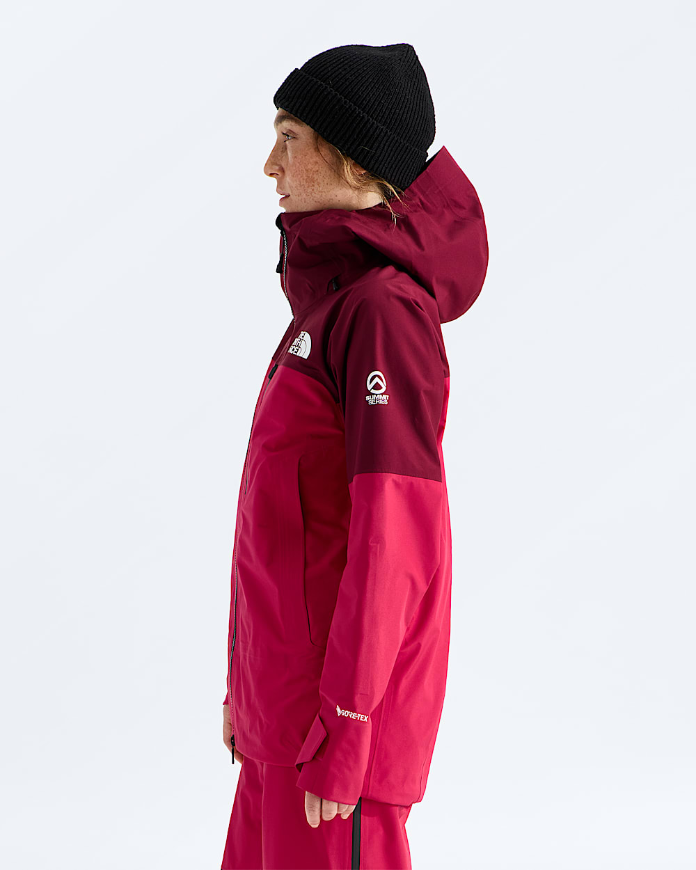 Womens Summit Eastwall GTX Jacket TNF MODEL34