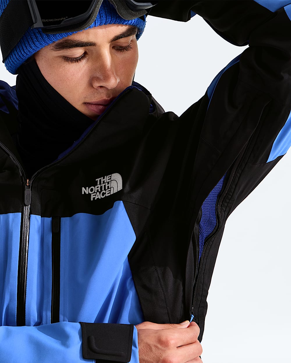 Mens Chakal Jacket TNF MODELALT2
