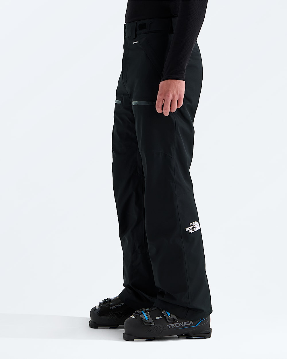 Mens Chakal Pant TNF MODEL34