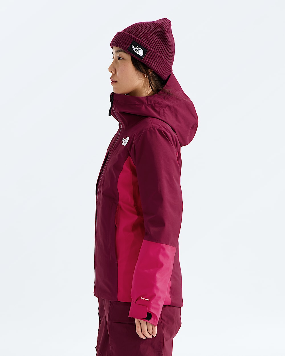 Womens Mount Bre Jacket TNF MODEL34