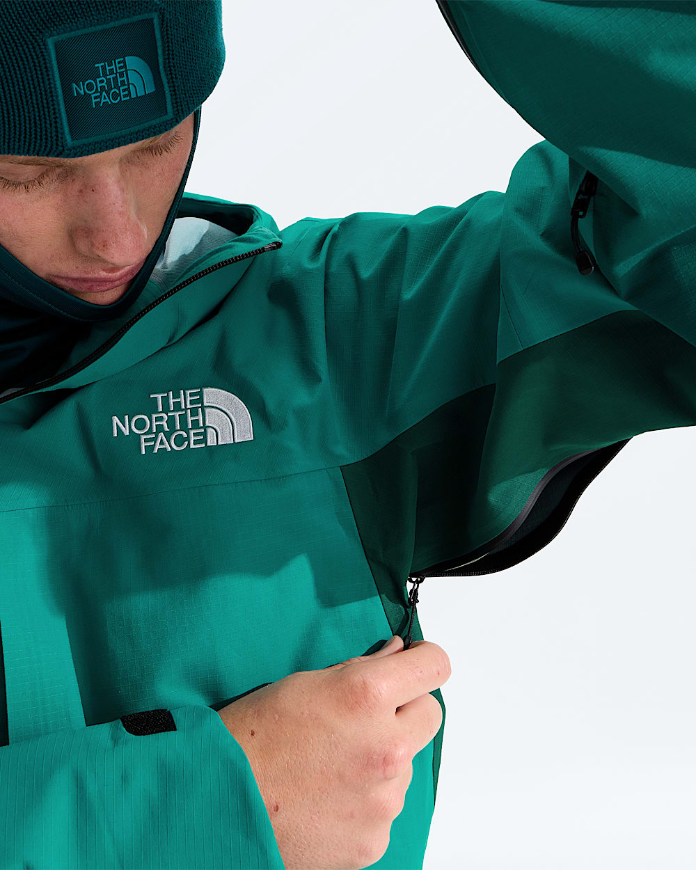 Mens Ceptor Jacket TNF MODELALT2
