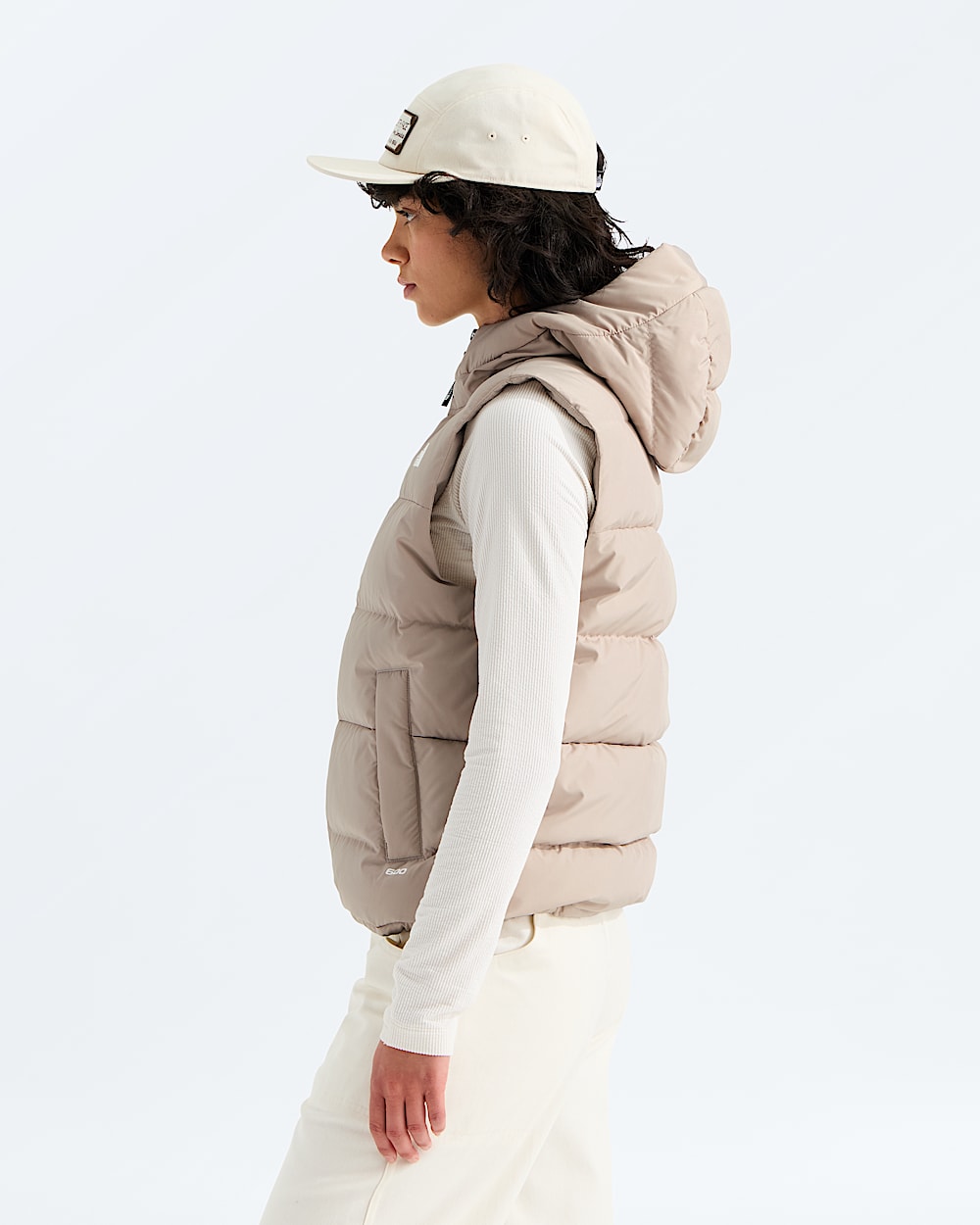 Womens Frost Fall Vest TNF MODEL34