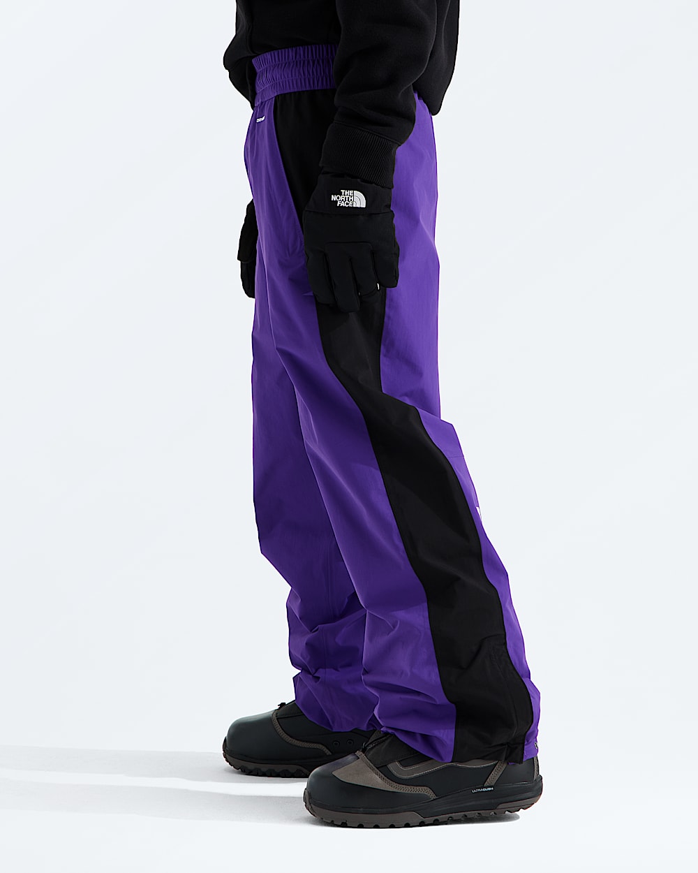 Mens Slider Pant TNF MODEL34