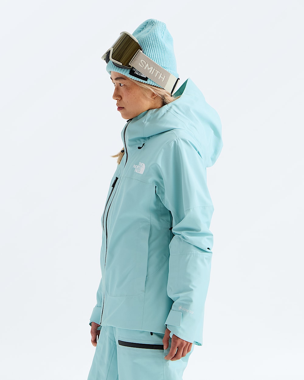 Womens GTX Dawnstrike Insulated Jacket TNF MODEL34