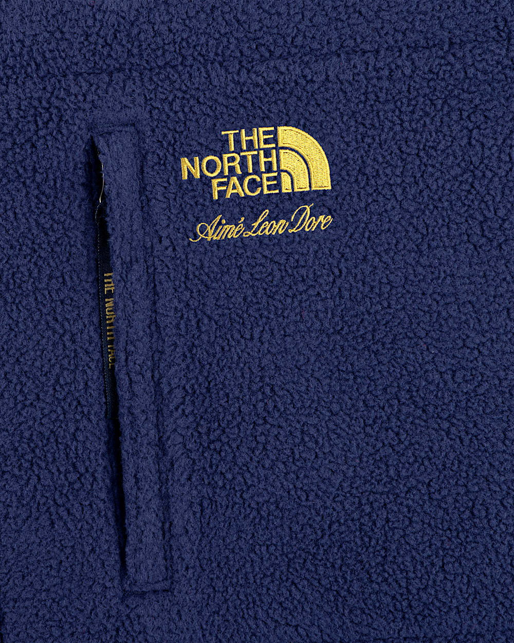 TNF X Aim Leon Dore Fleece Blanket TNF ALT1