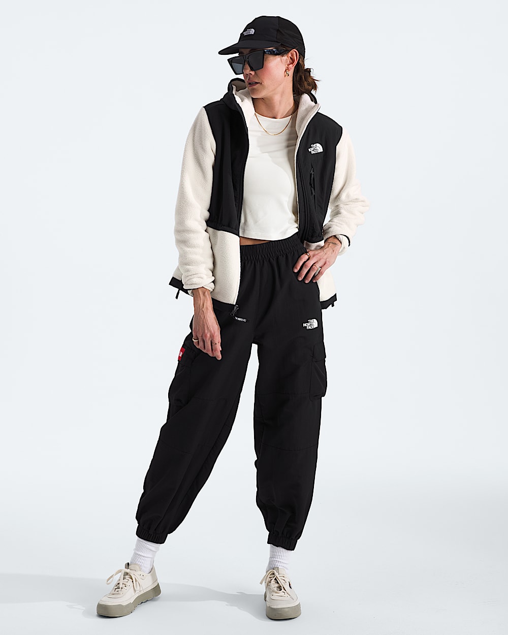 Womens Retro Denali Hoodie TNF HERO2