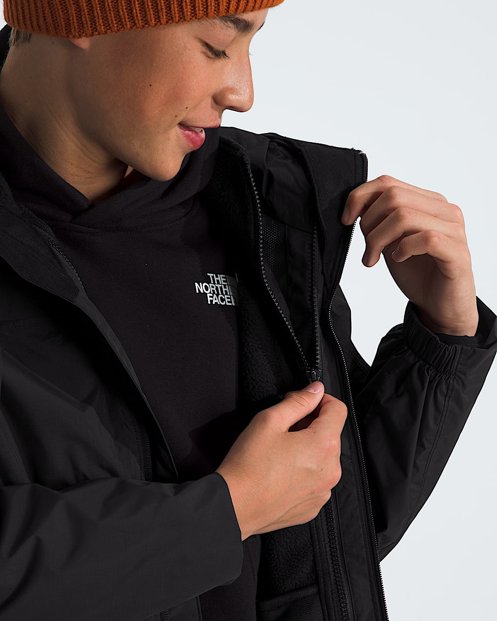 Antora TriclimateMD pour garons et filles TNF MODELCLOSE3