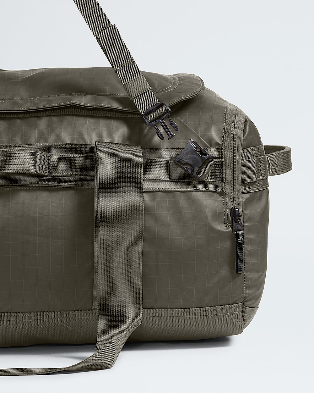 Base Camp Voyager  62L TNF ALT3