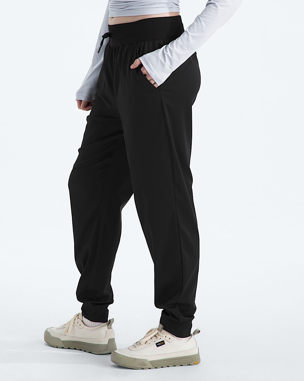 Womens Aphrodite Arise Joggers TNF MODEL34