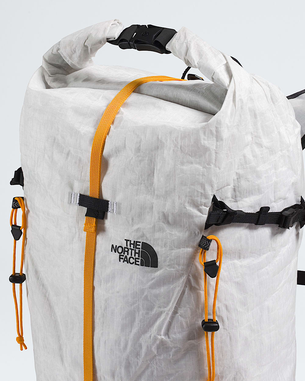 Summit Series Advanced Mountain Kit 25L Pack TNF ALT2