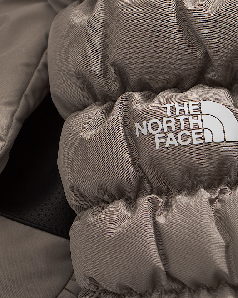 Montana Puffer Mitts TNF DETAIL3