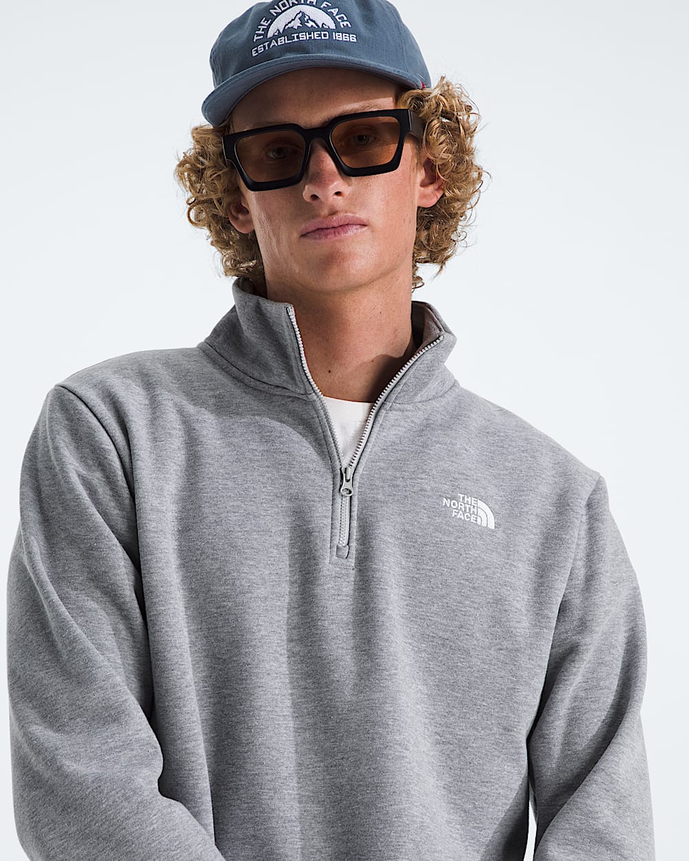 Mens Evolution Simple Dome Regular Zip TNF HERO2