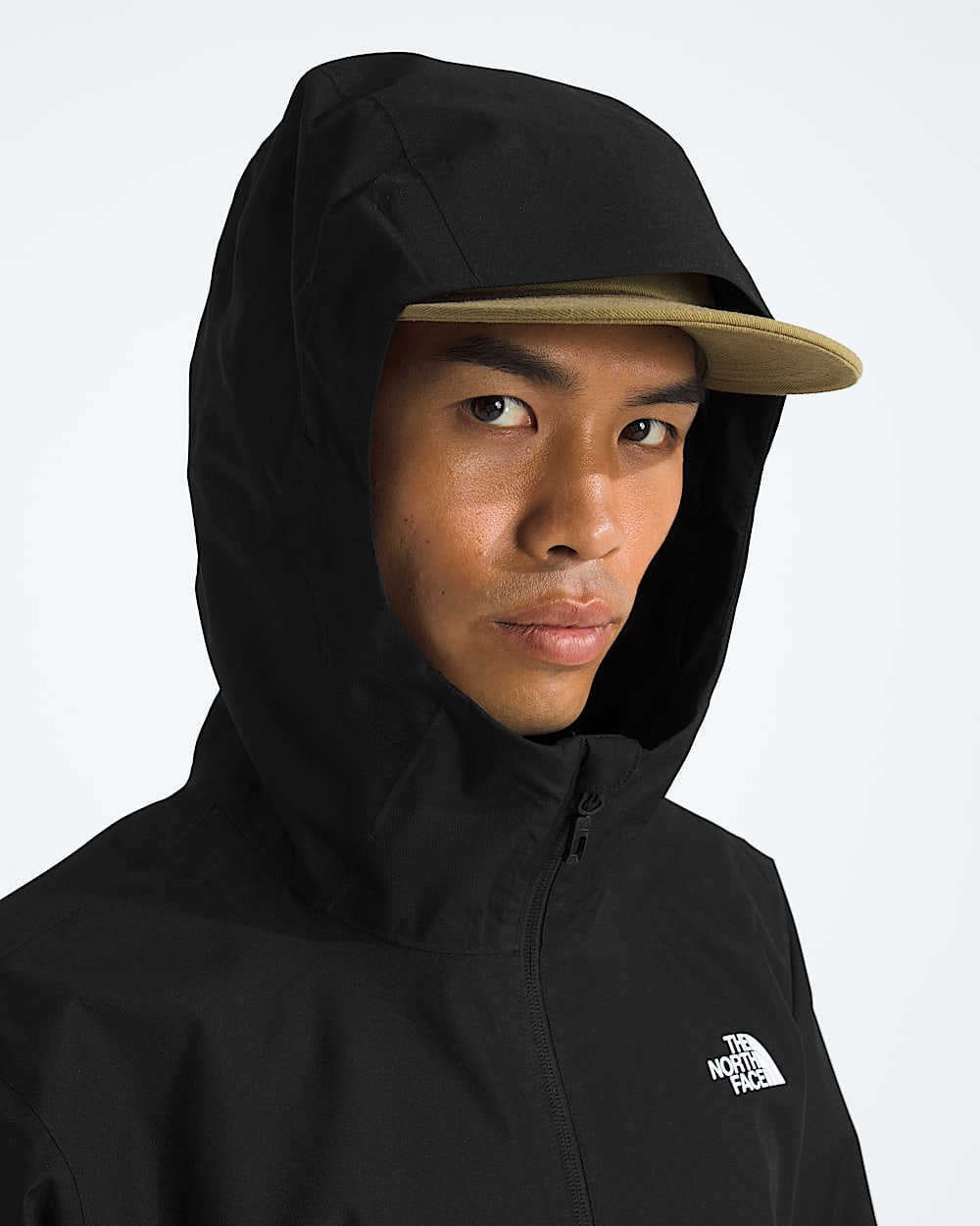 Mens Quest Jacket TNF MODELHOOD2