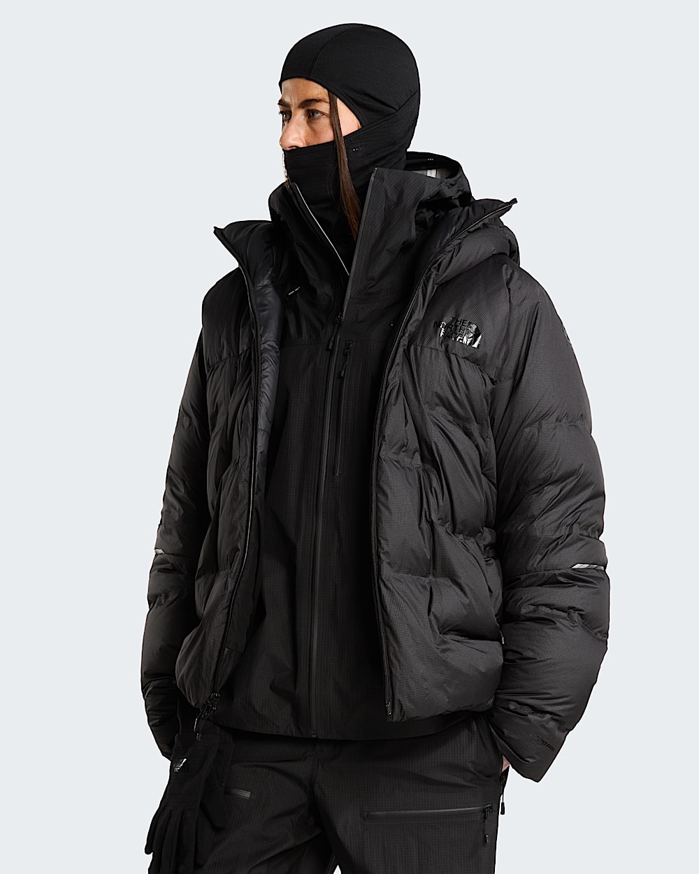 Mens Summit Series CLOUD DOWN AMK Parka TNF HERO3