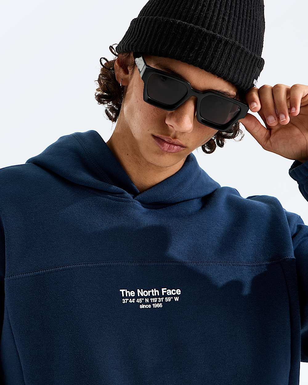 Mens Places We Love HoodieEverest TNF HERO2