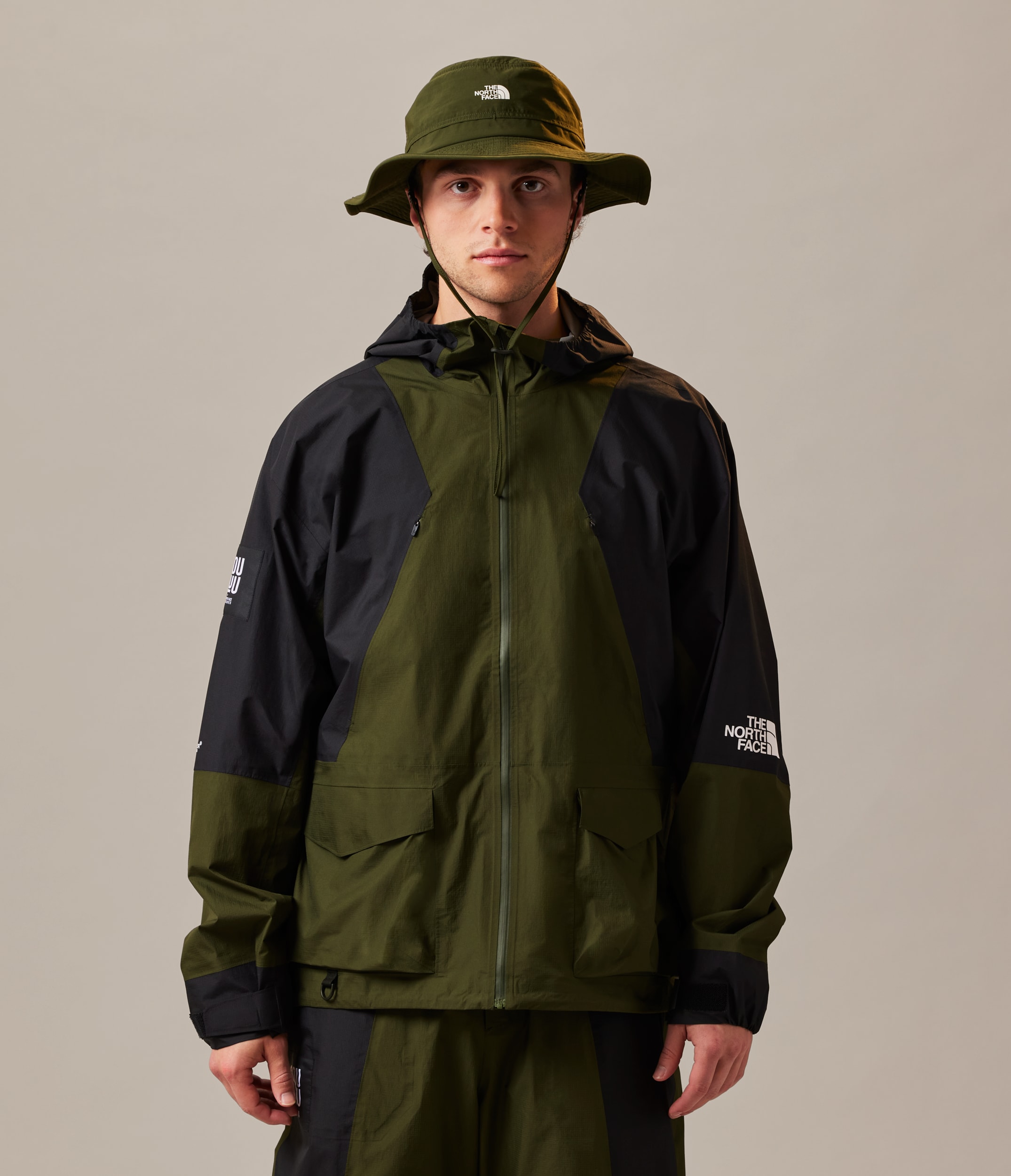 ジャケット・アウター THE NORTH FACE Mountain Light Jacke THE NORTH FACE 値下げ ザノースフェイス MOUNTAIN LIGHT JACKET