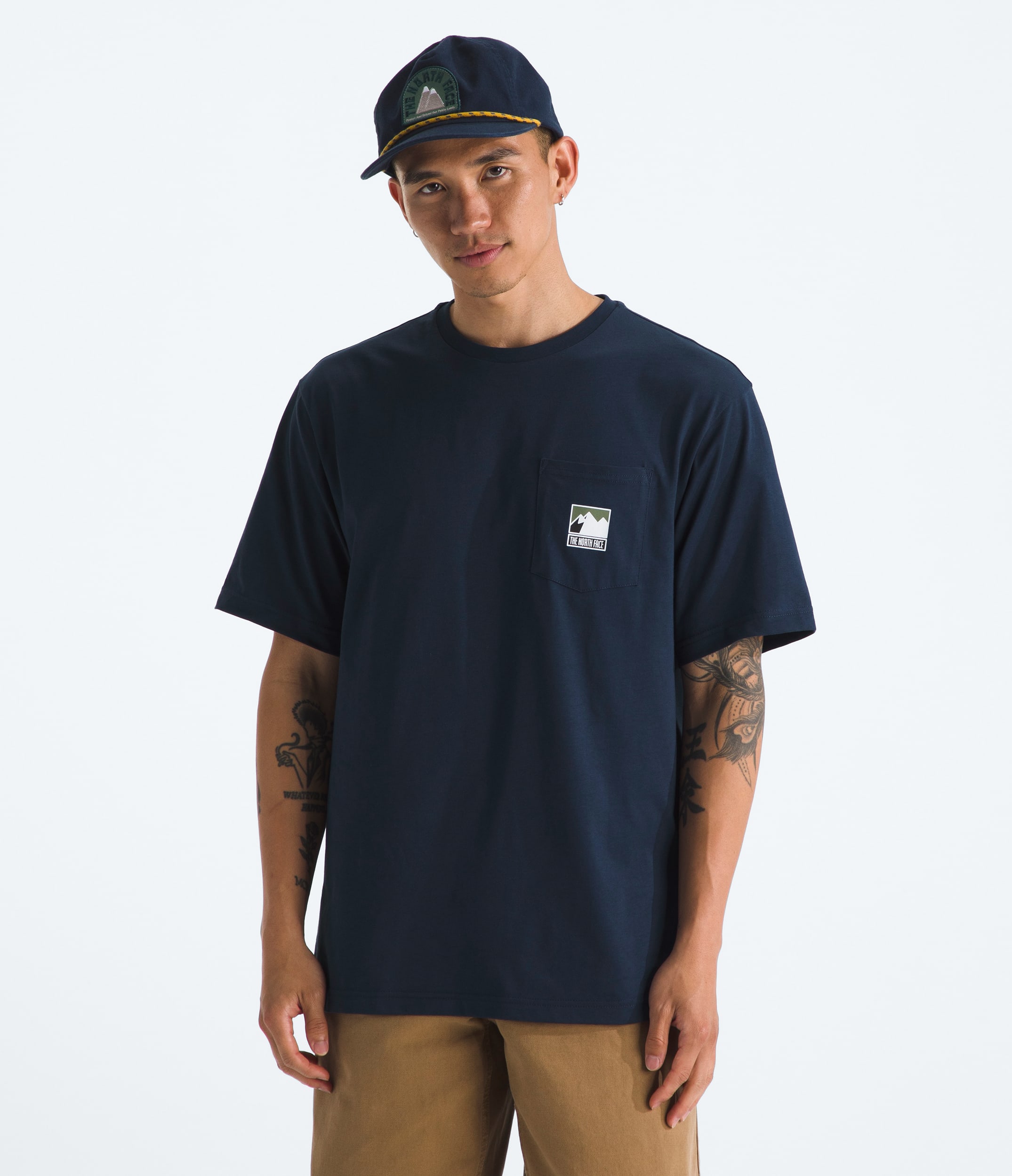 Mens Mountain Logo Relaxed Pocket Tee TNF Main