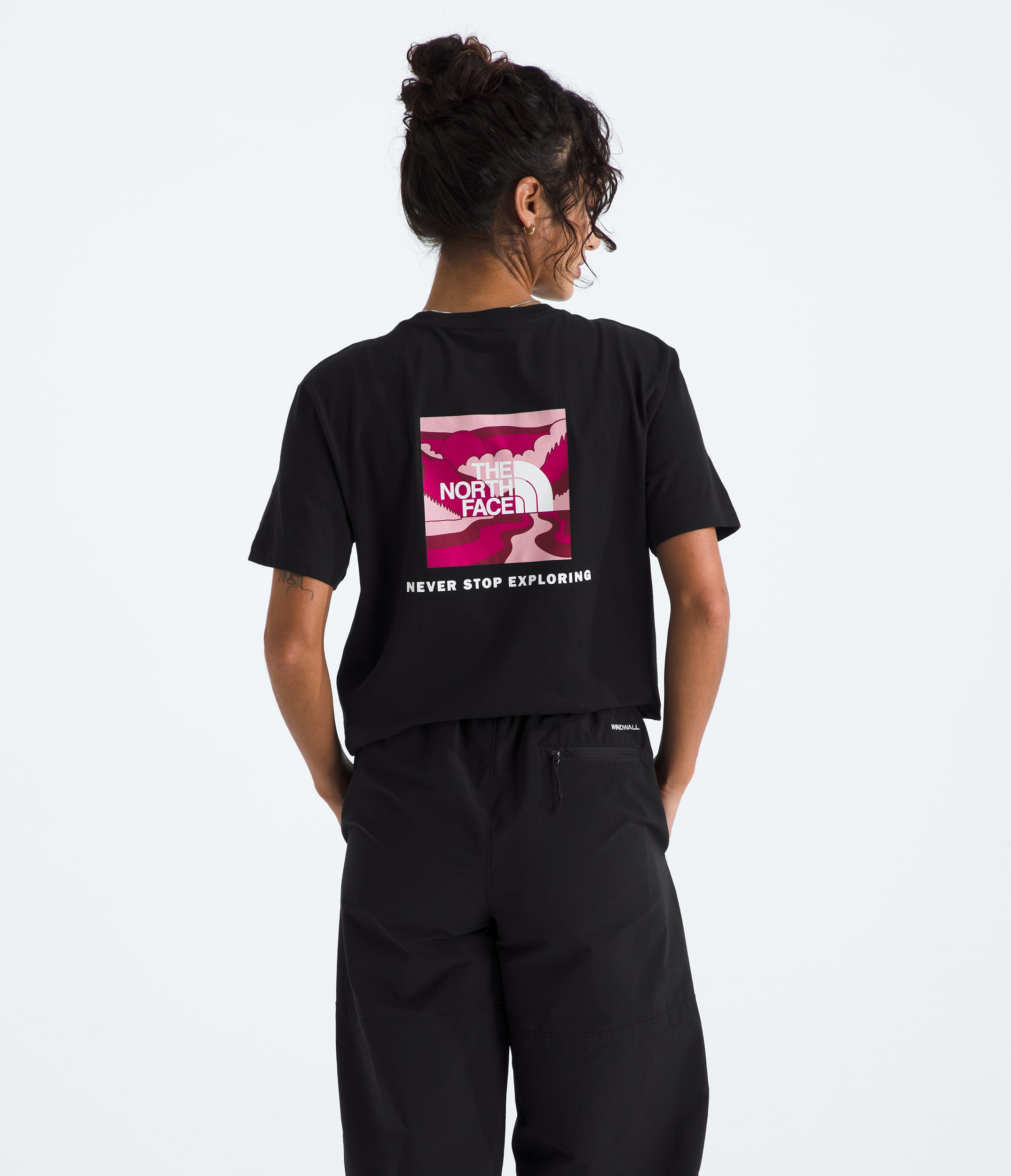 (取寄) ノースフェイス レディース ショート スリーブ コア ボックス NSE ティー The North Face women Short Sleeve Core Box NSE Tee TNF Black/TNF White Women's Short-Sleeve Core Outdoor Valley Box NSE Tee | The North