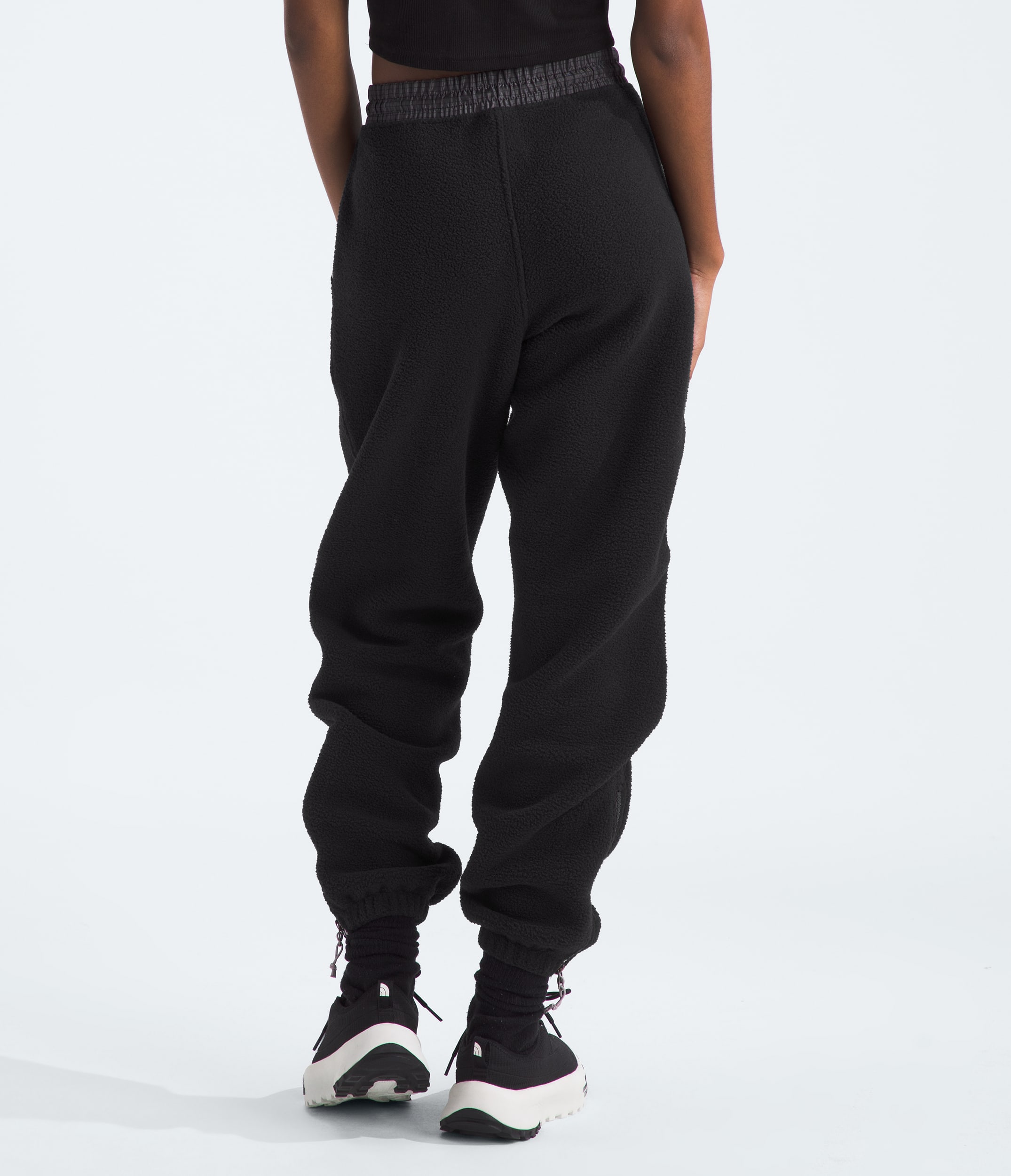 Womens Retro Denali Pants TNF BACK