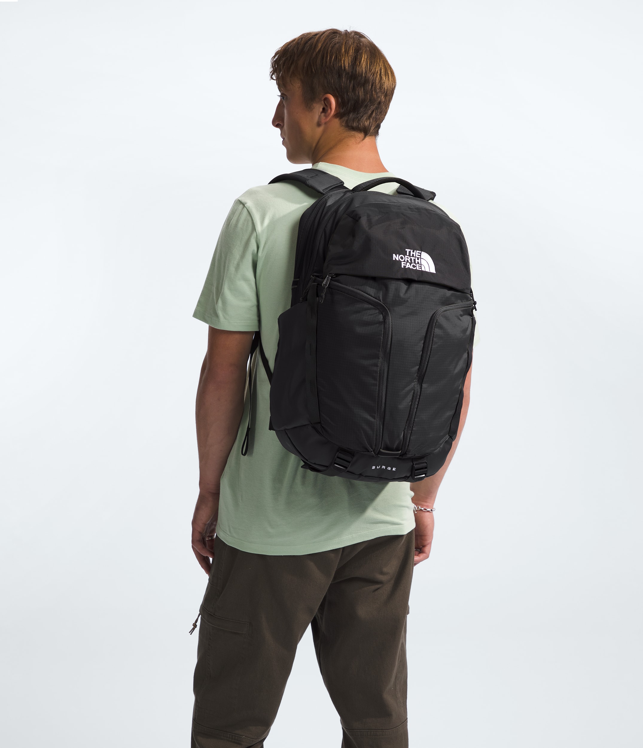 Surge Backpack TNF TNF BlackTNF Black MODELBACK
