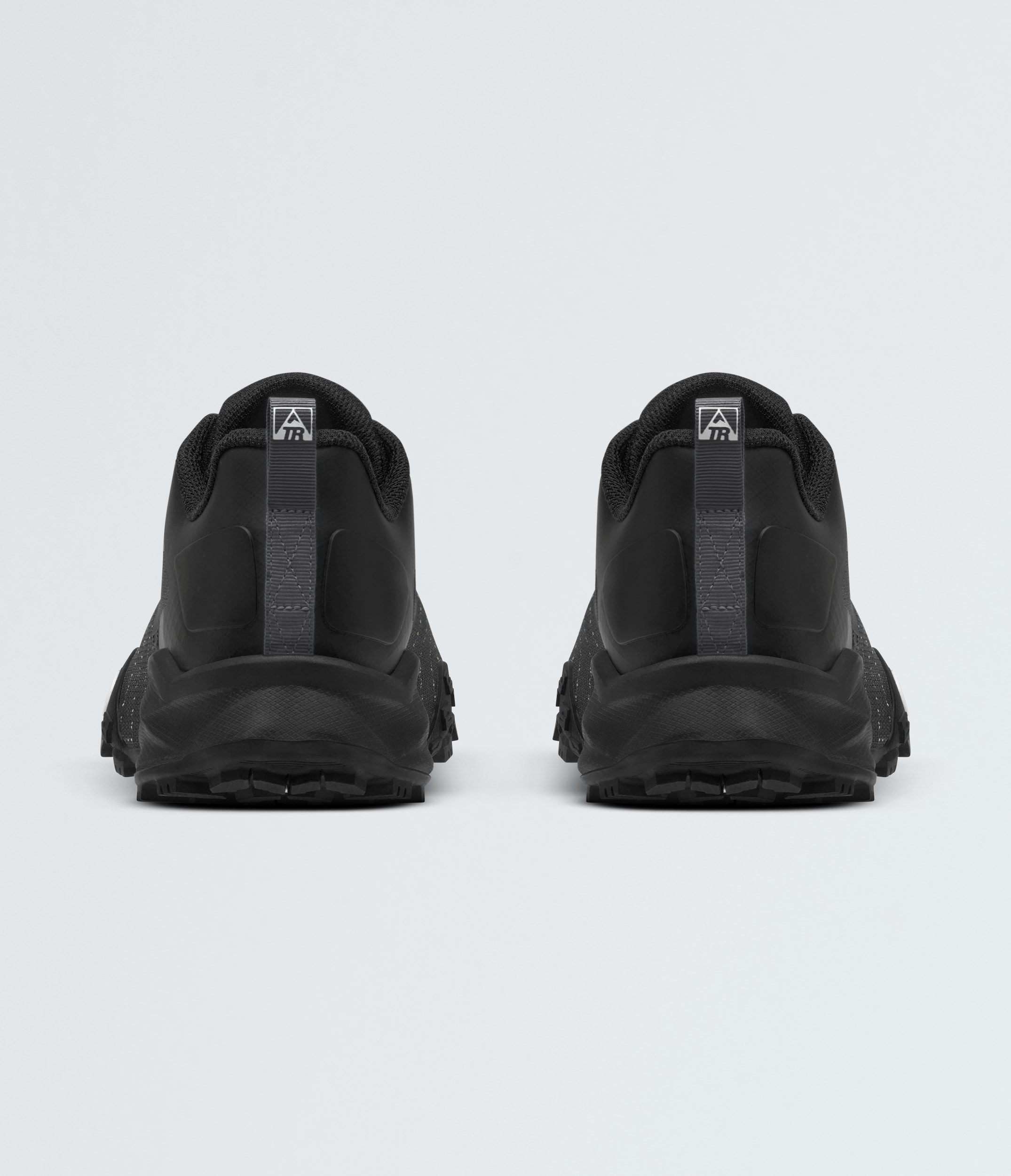 Mens Offtrail TR Shoes TNF BACK