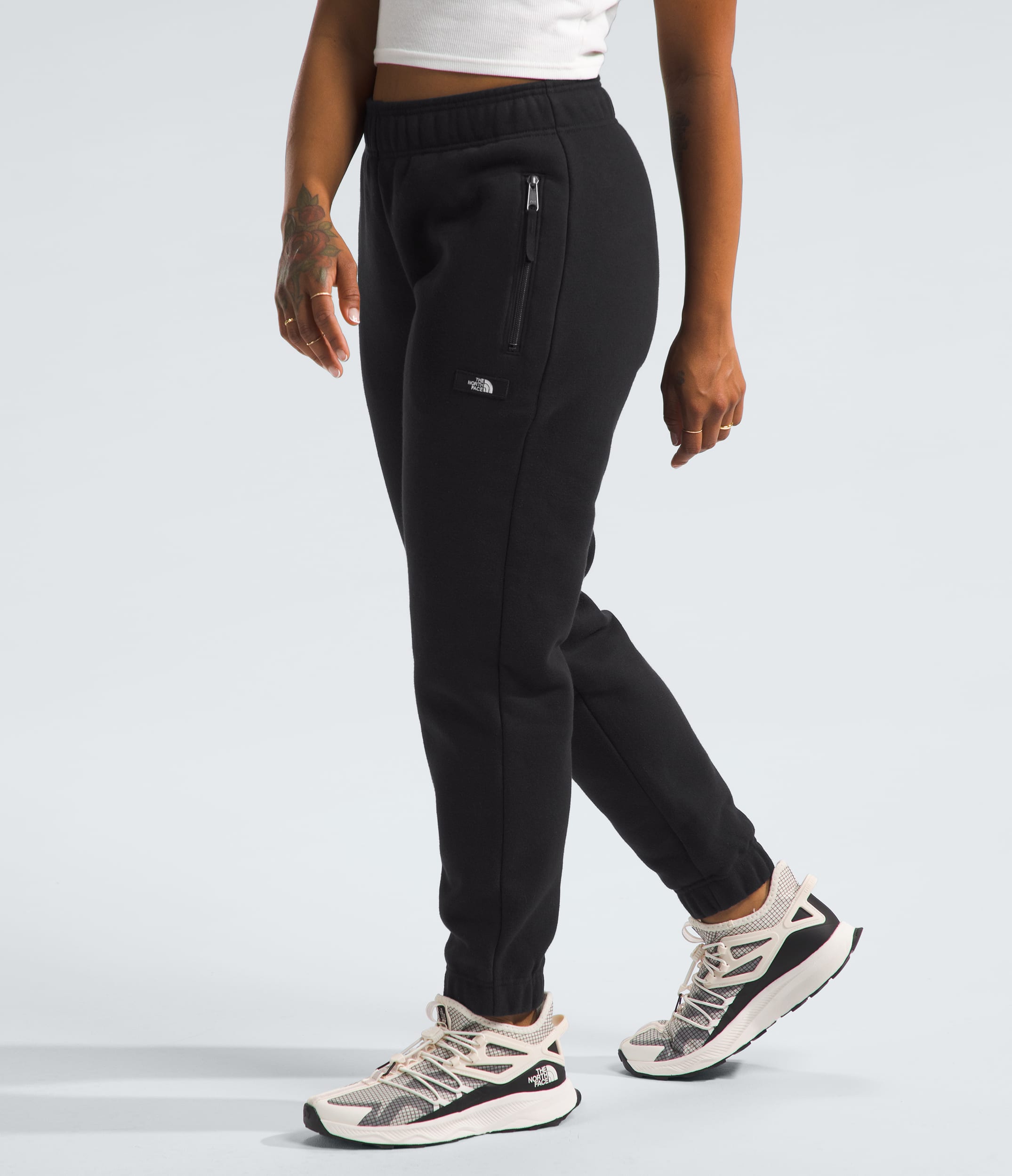Womens Heavyweight Relaxed Fit Sweatpants TNF MODEL34