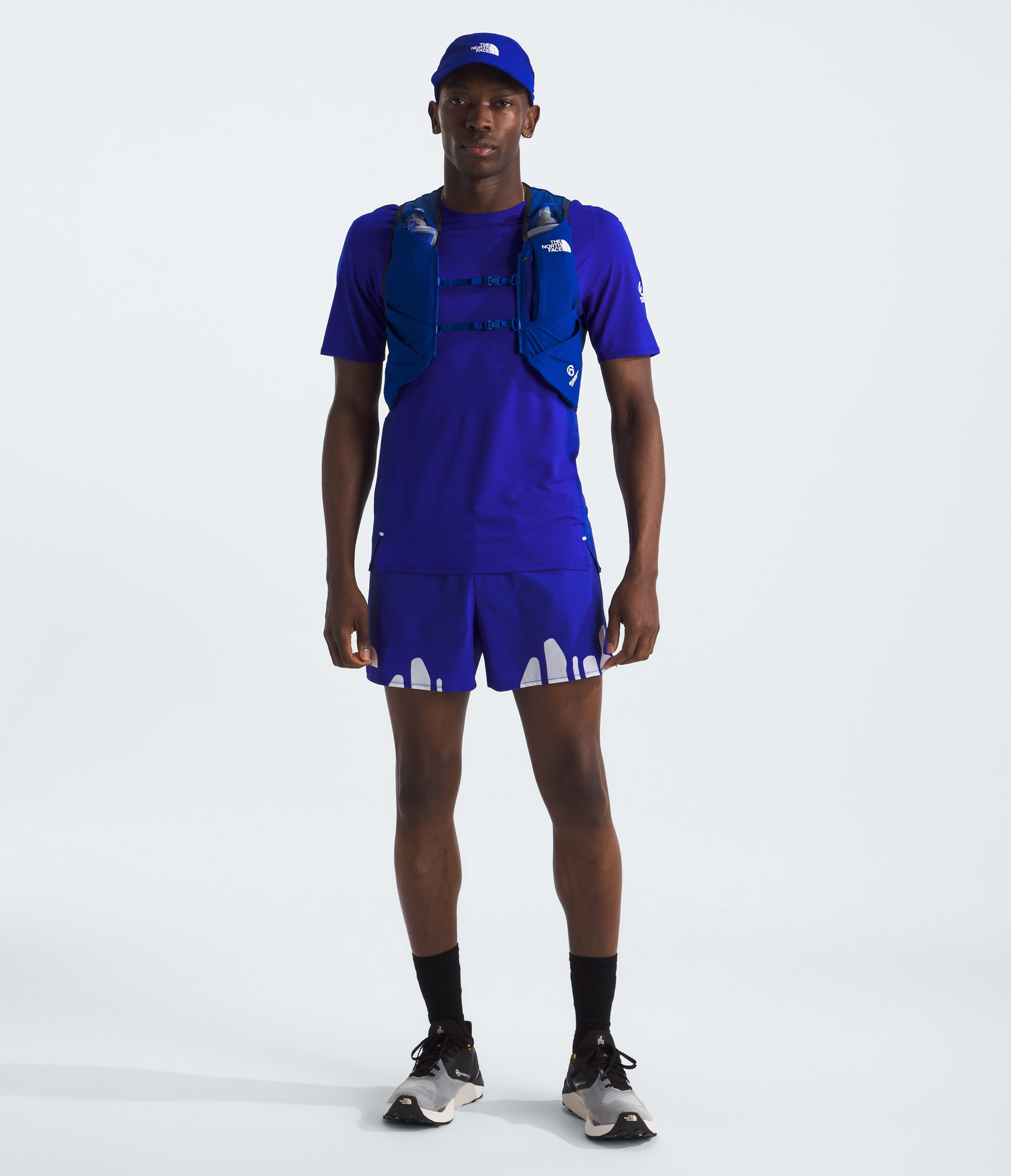 Summit Series Run Race Day Vest 8 TNF MODELBACK