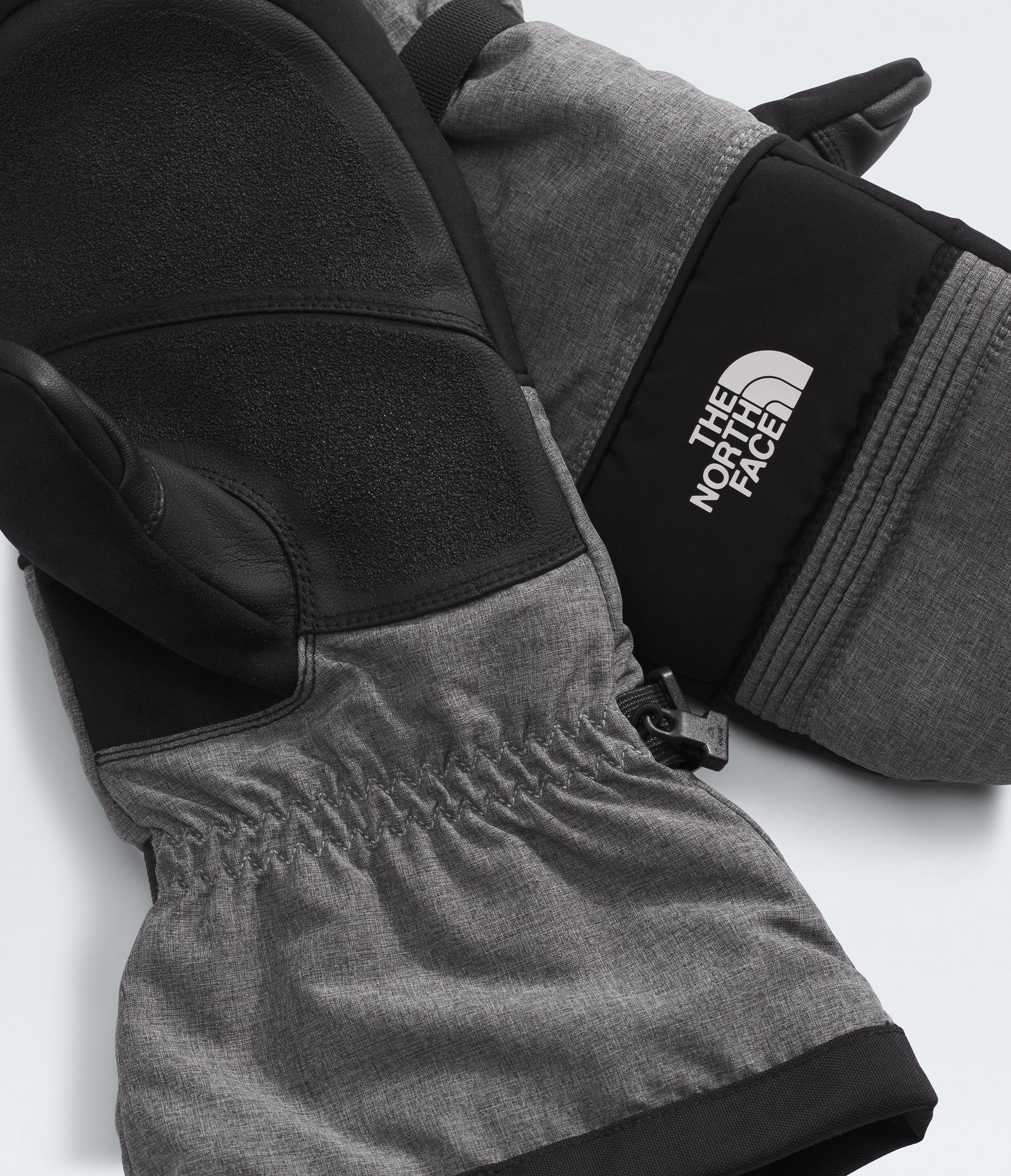 Mens Montana Ski Mitts TNF DETAIL3