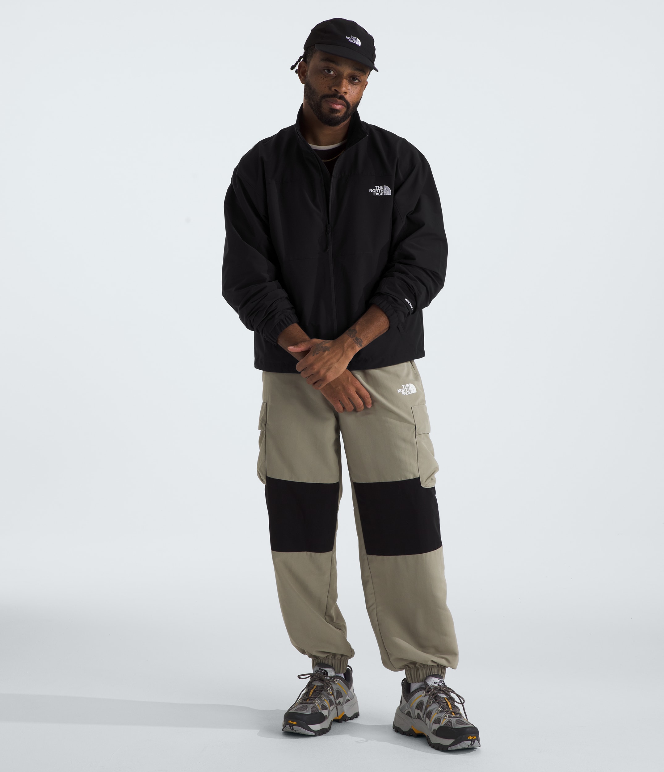 Men's TNF™ Easy Wind Track Jacket | The North Face Canada