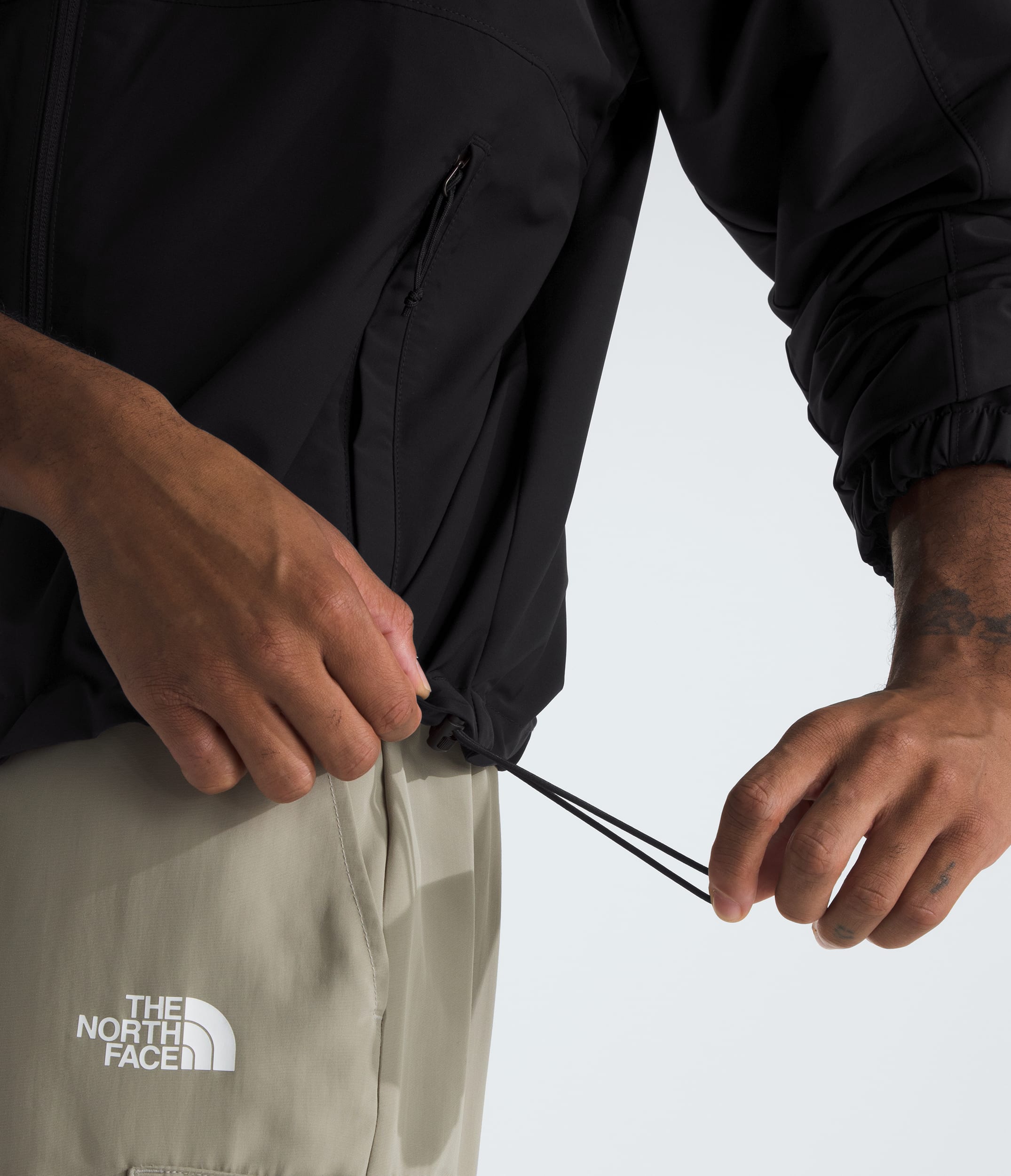 Men's TNF™ Easy Wind Track Jacket | The North Face Canada