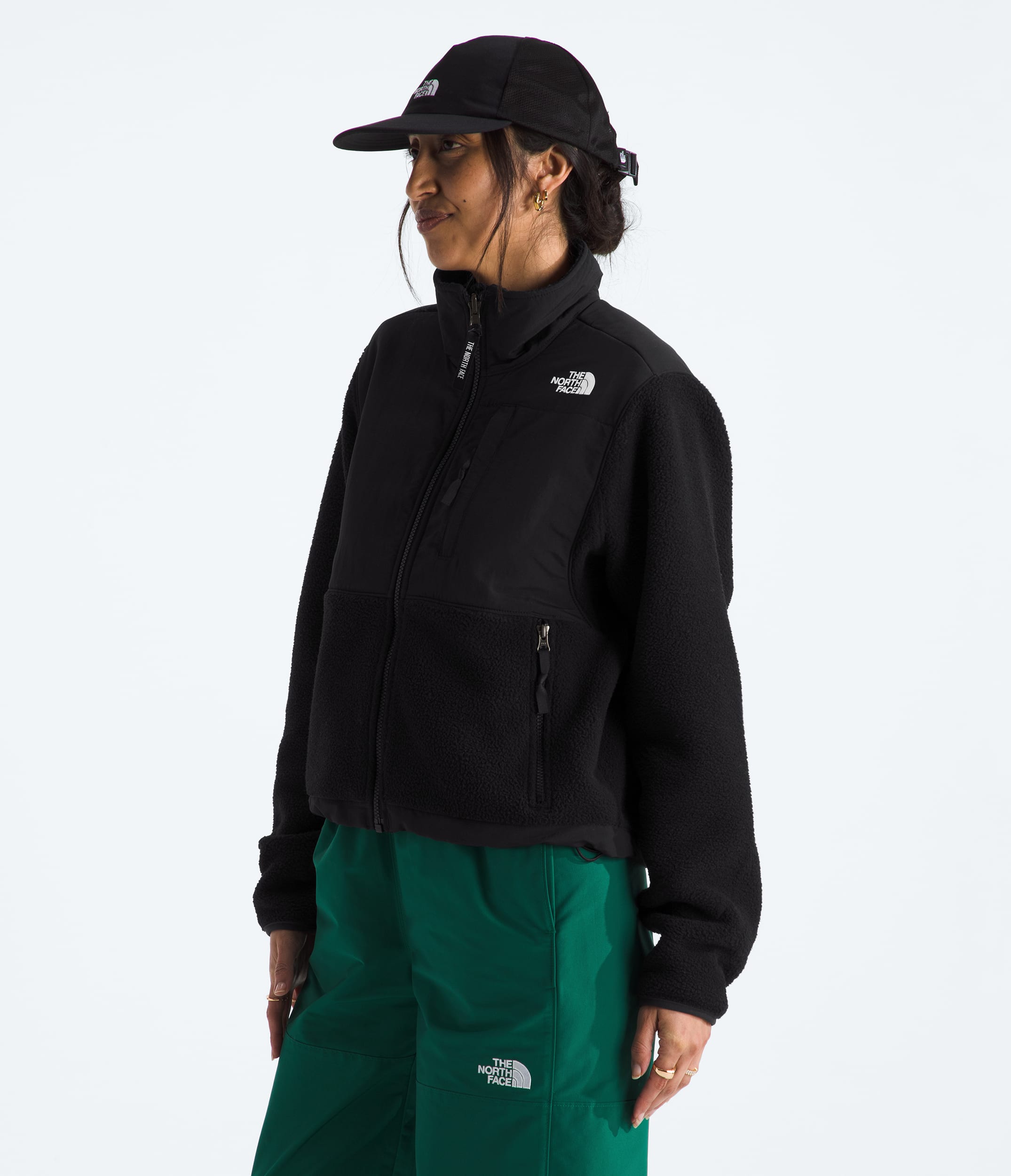 Womens Retro Denali Jacket TNF TNF Black MODEL34