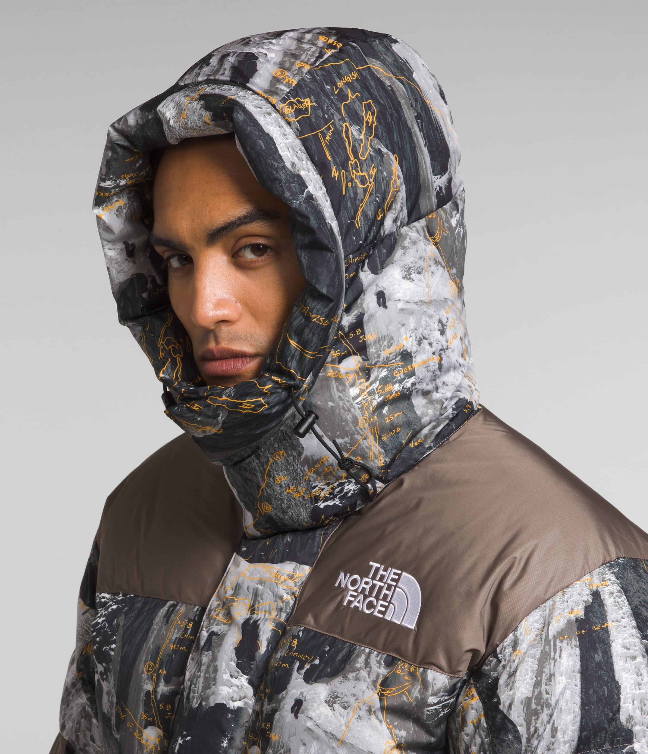 Mens HMLYN Baltoro Jacket TNF MODELHOOD2