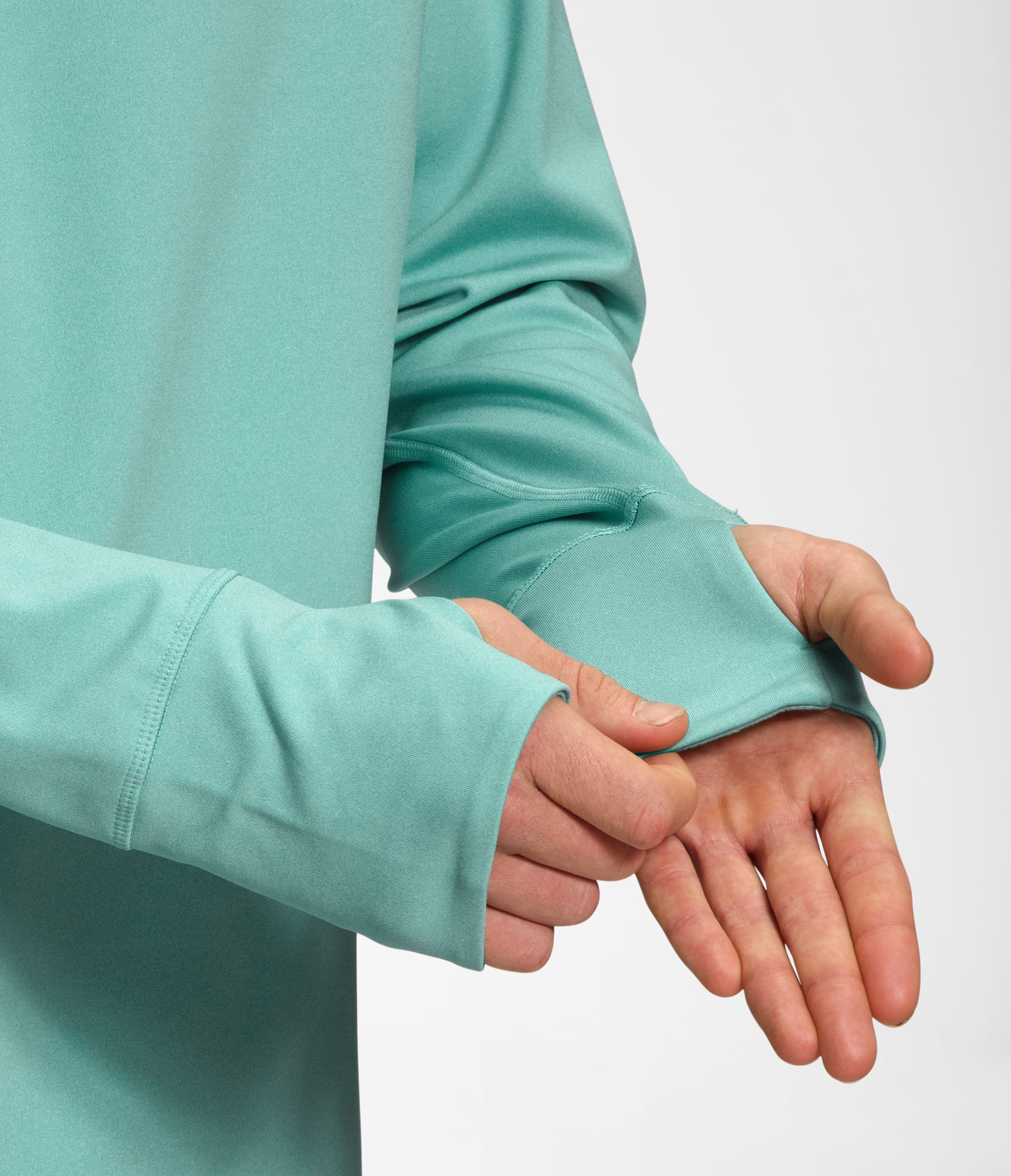 Mens Winter Warm Essential Crew TNF MODELALT5