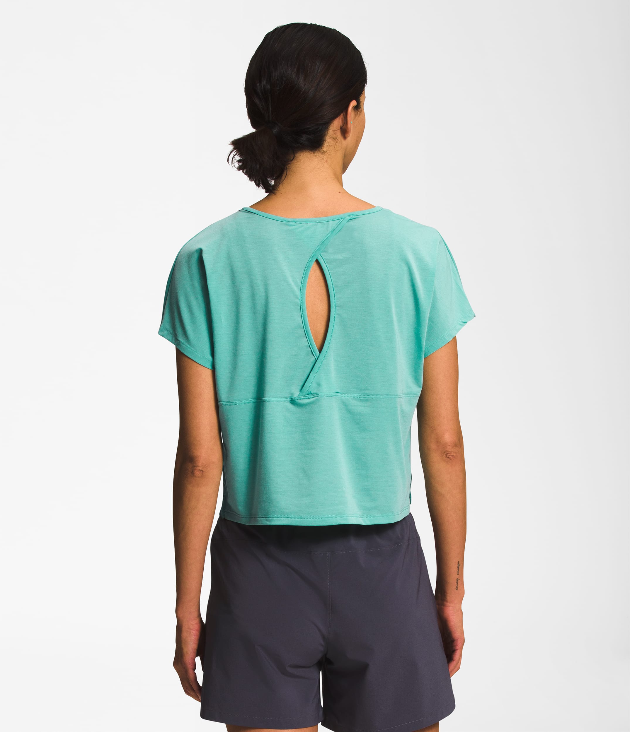 Womens Wander Crossback ShortSleeve TNF BACK