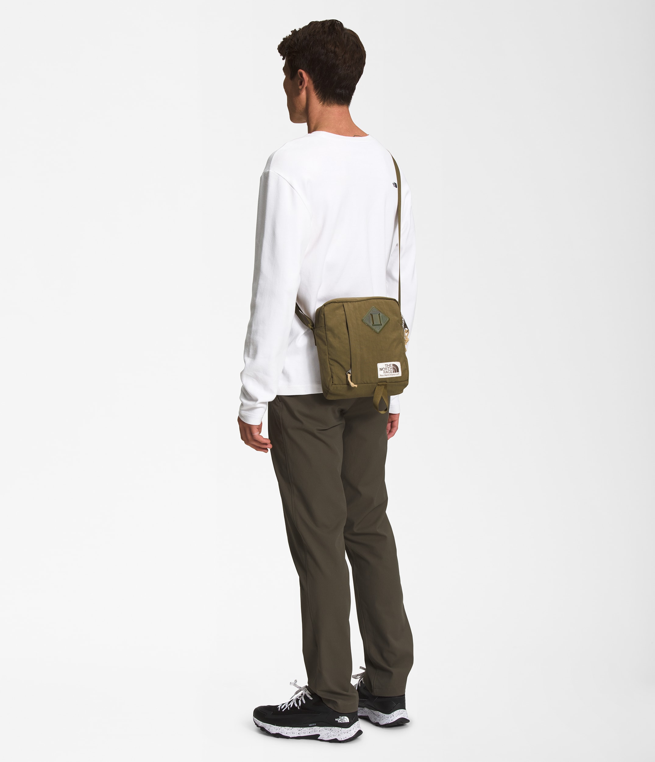 Berkeley Crossbody TNF MODELBACK