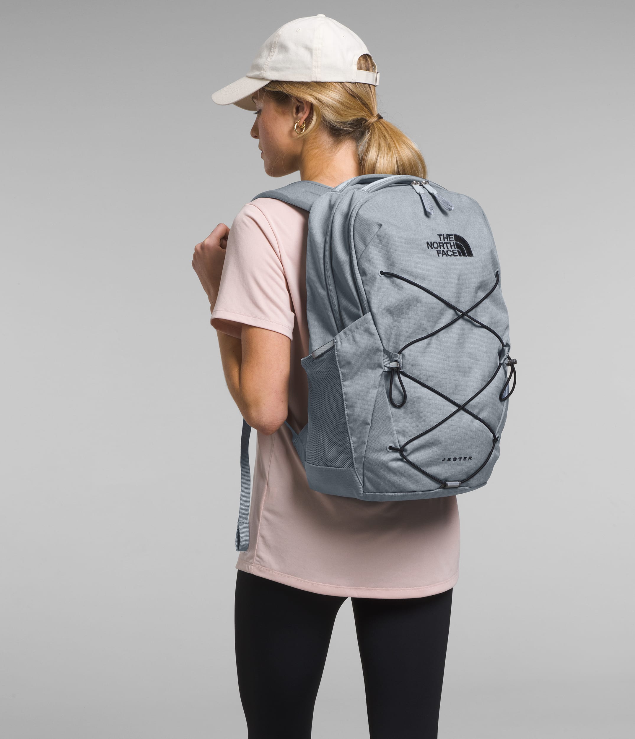 Jester Backpack  28L TNF Mid Grey Dark HeatherTNF Black MODELBACK