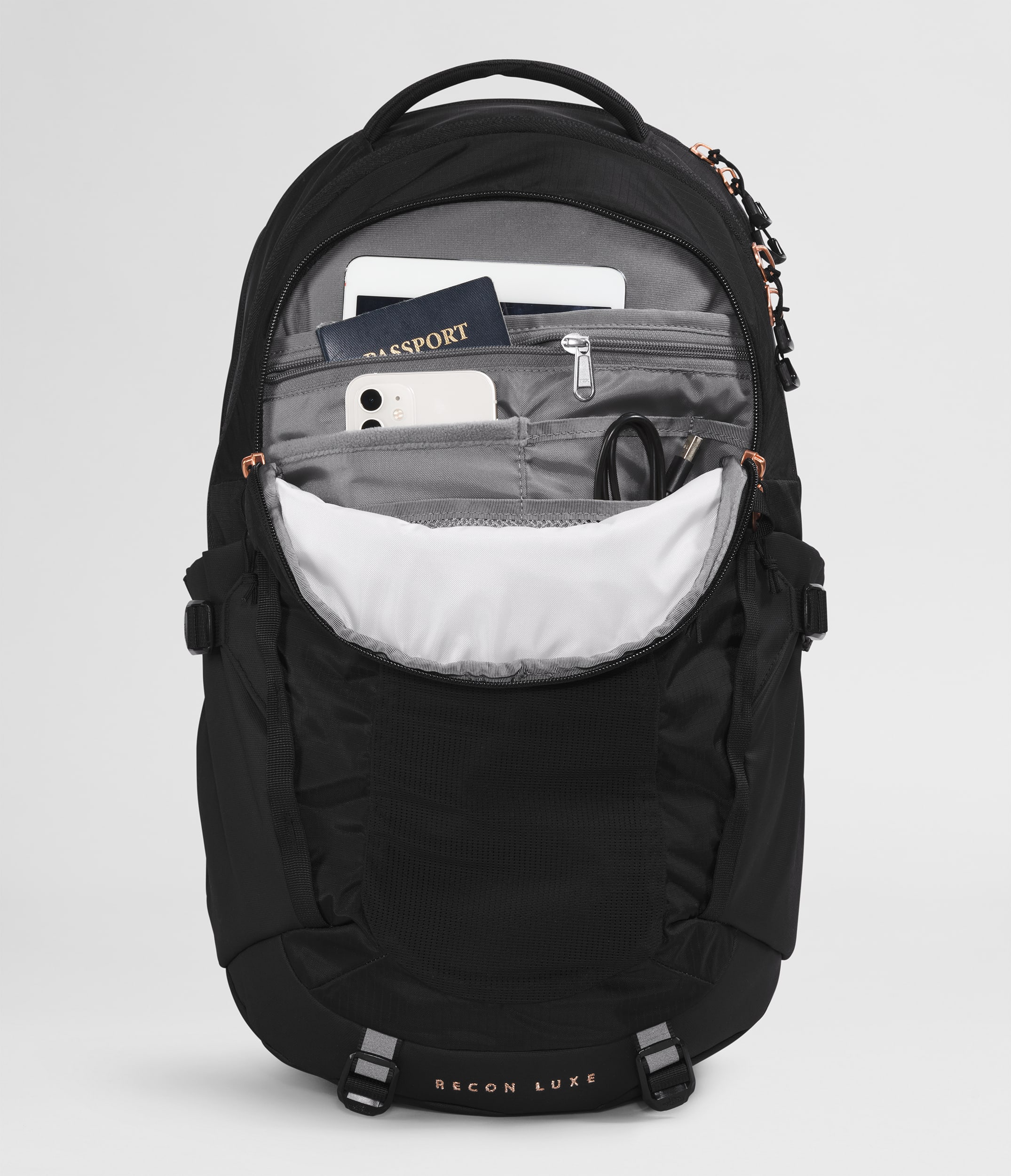 Womens Recon Luxe Backpack  30L TNF DETAIL1