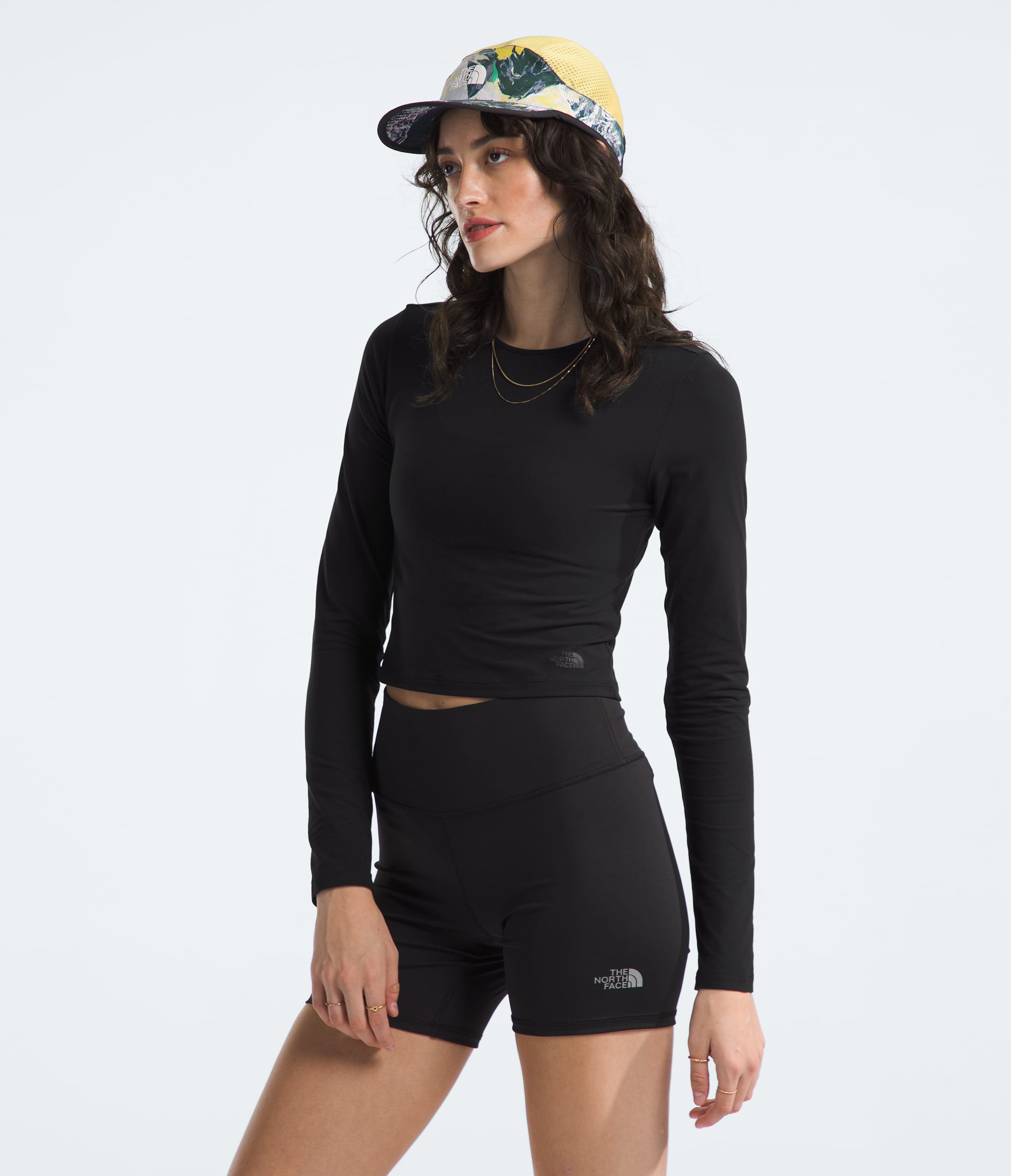 Womens Dune Sky LongSleeve TNF MODEL34