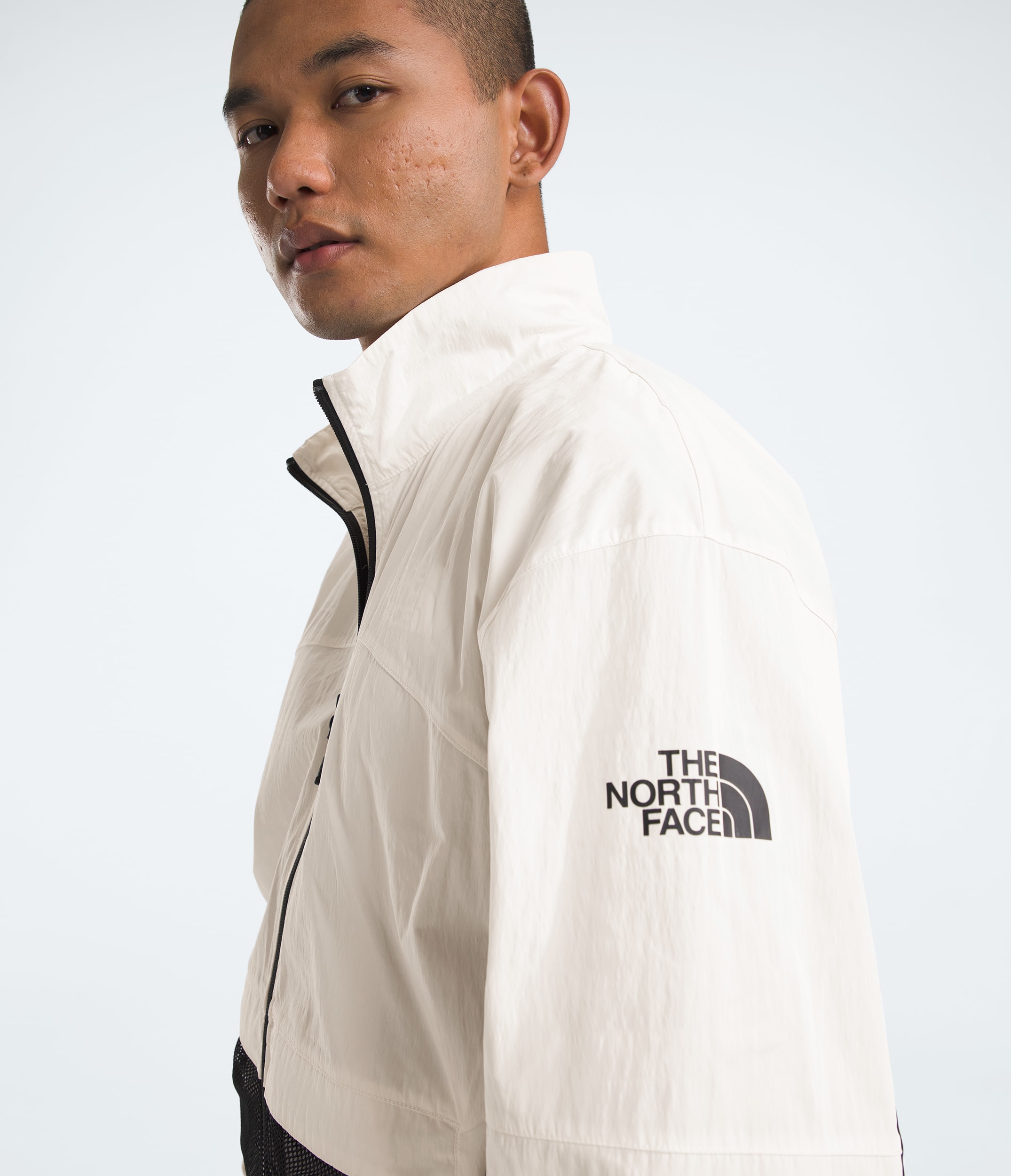 Mens 2000 Mountain Light Wind Jacket TNF ALT1