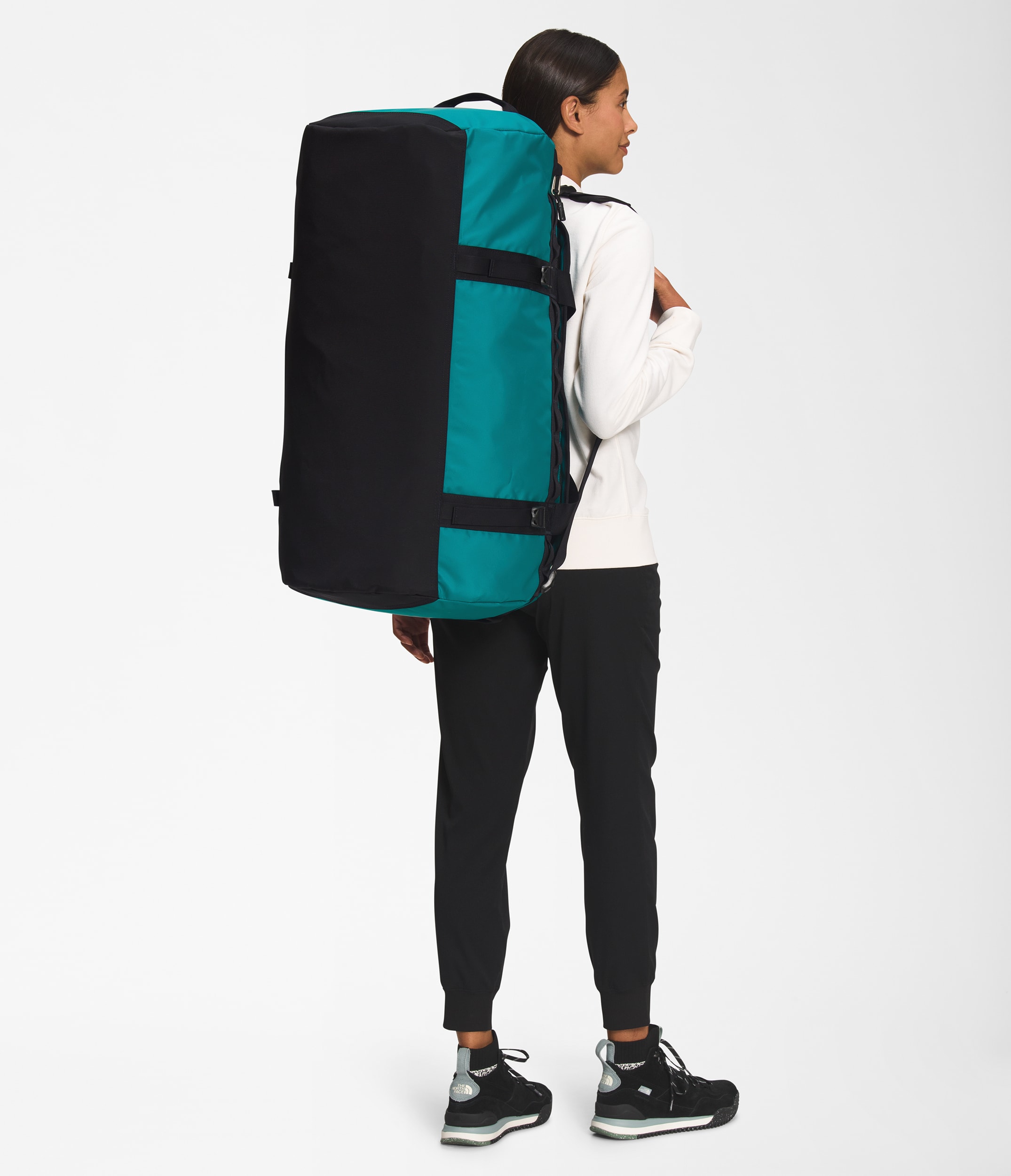 Base Camp DuffelL TNF Harbor Blue  TNF Black MODELBACK