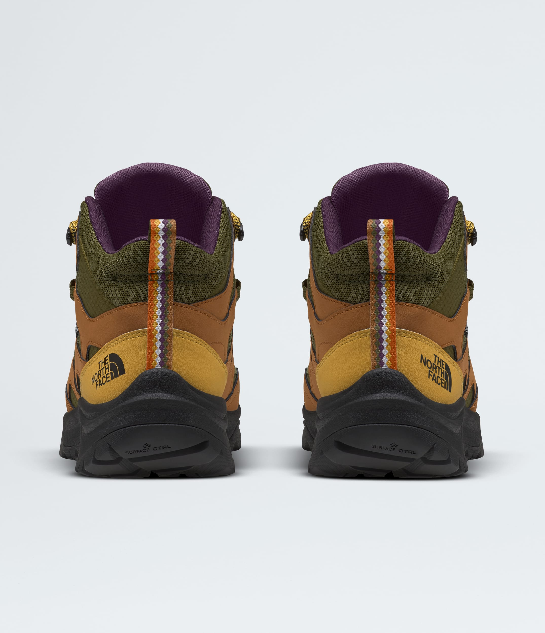 Womens Hedgehog 3 Mid Waterproof x Hike Clerb Boots TNF BACK