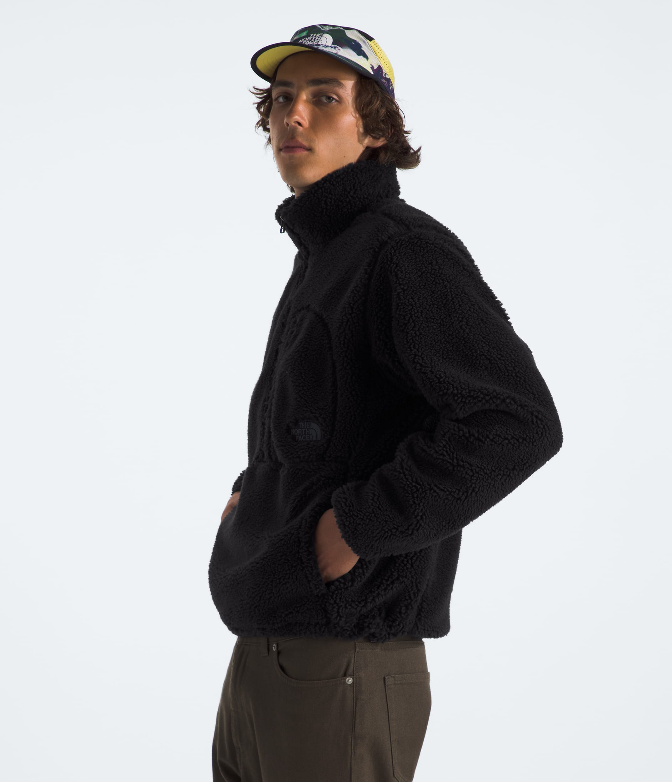 Mens Extreme Pile 2 Pullover TNF MODEL34