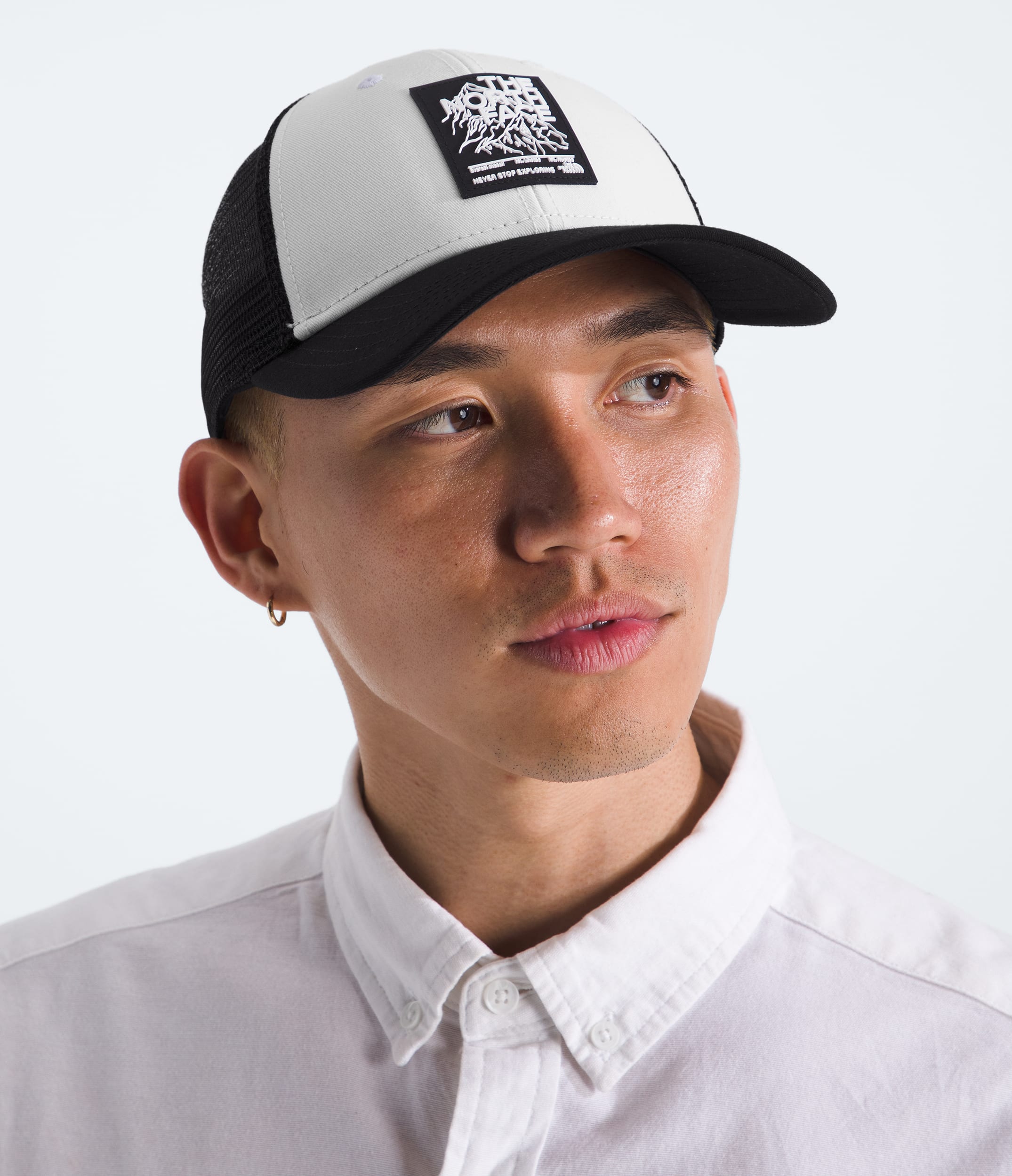 Graphic Mudder Trucker Hat TNF MODELBACK