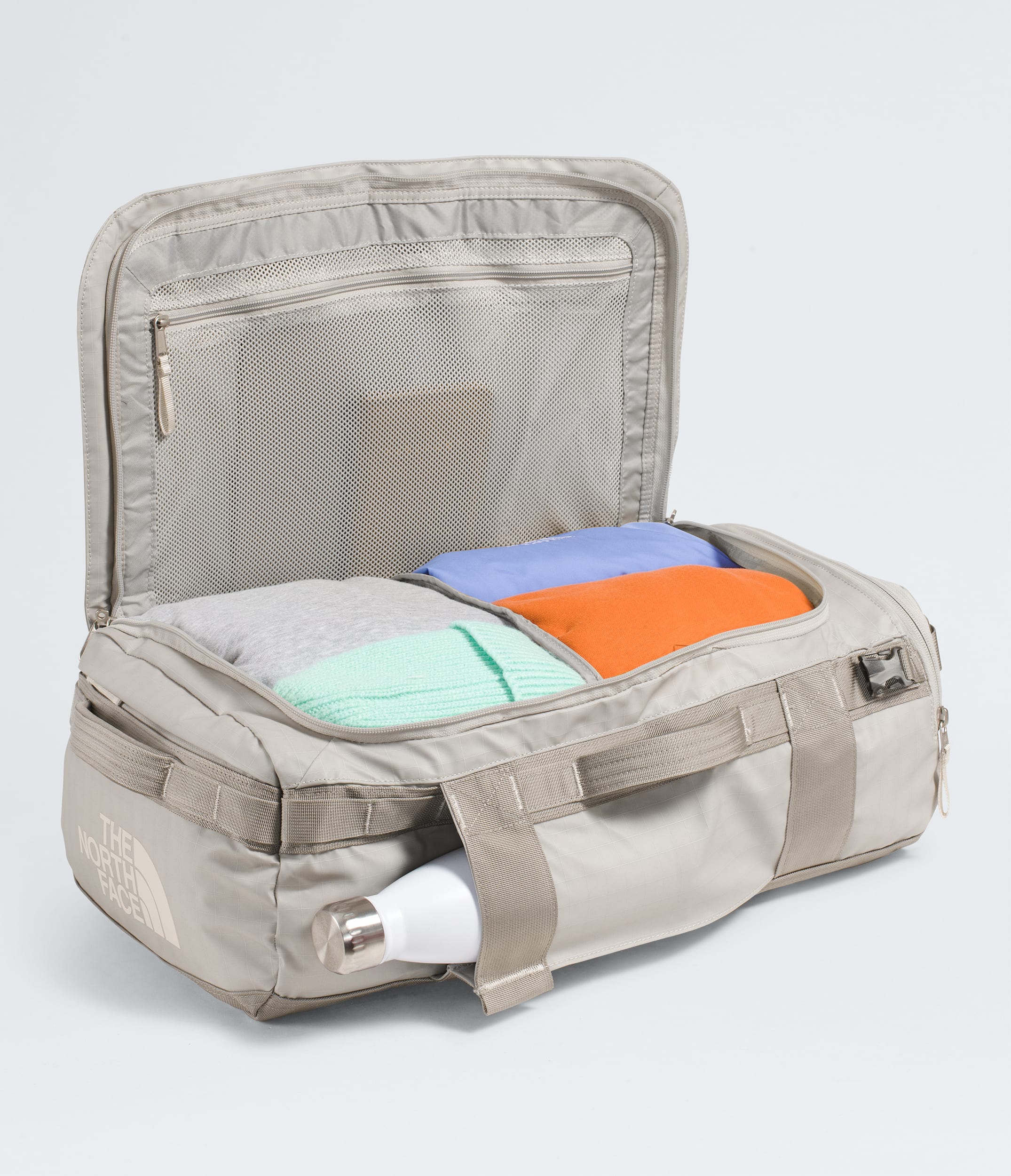Base Camp Voyager Duffel32L TNF SoapstoneStone Slab INT